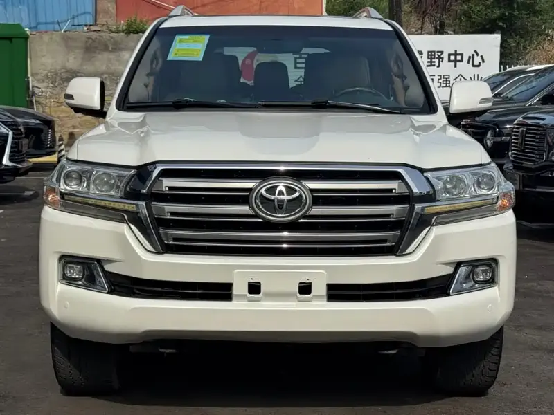 Toyota Land Cruiser, 2016