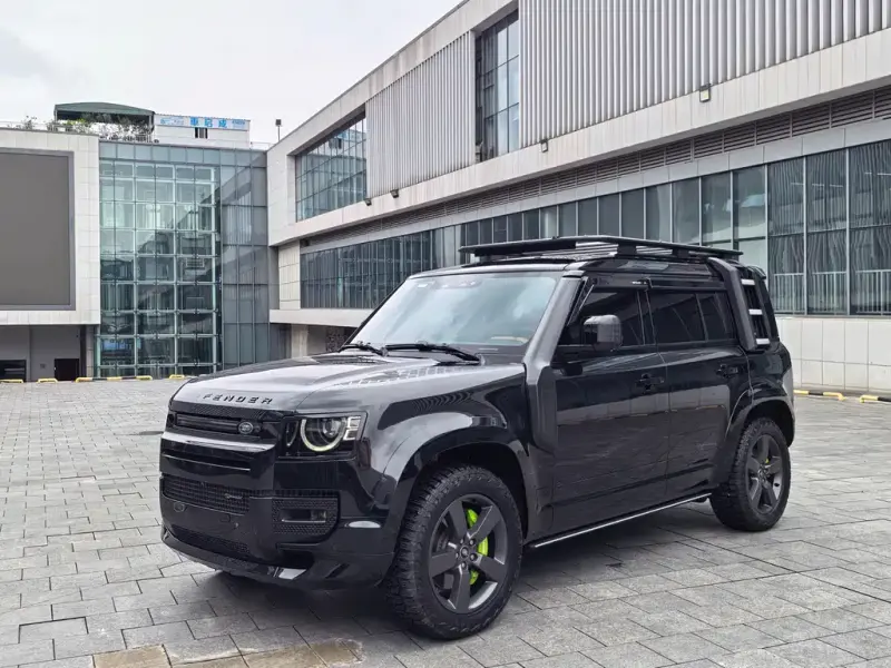 Land Rover Defender, 2022