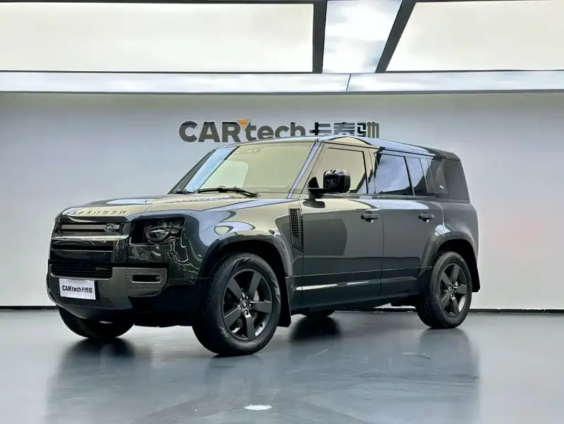 Land Rover Defender, 2023