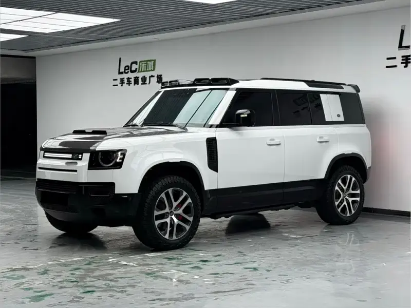 Land Rover Defender, 2025