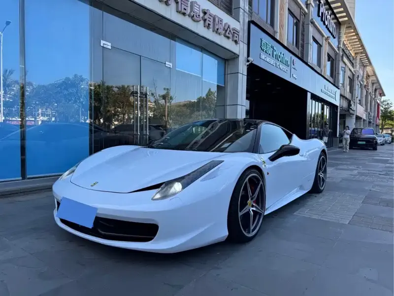 Ferrari 458, 2013