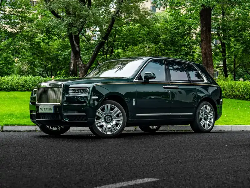 Rolls-Royce Cullinan, 2020