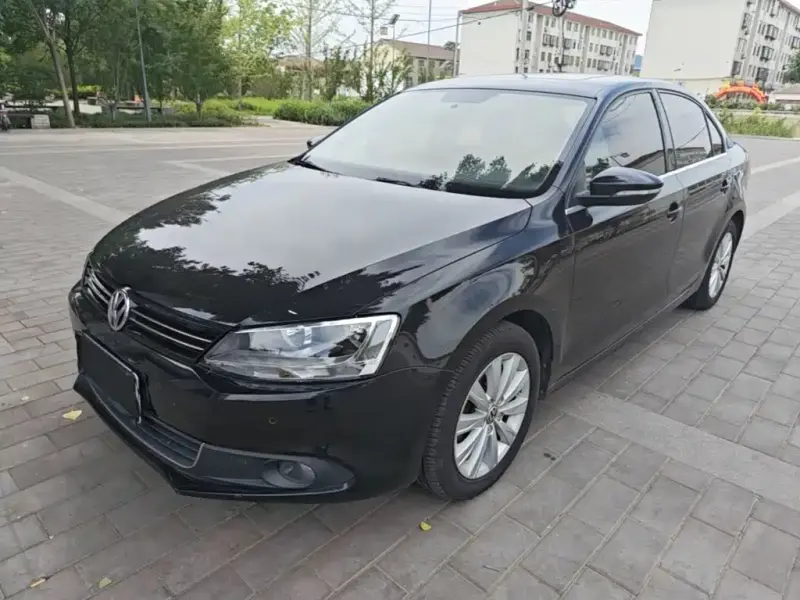 Volkswagen Sagitar, 2014