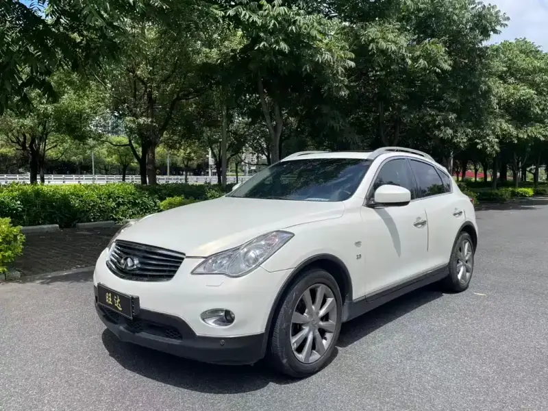 Infiniti QX50 (Import), 2014