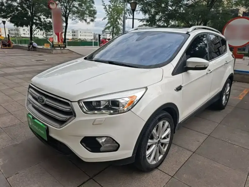 Ford Kuga, 2017
