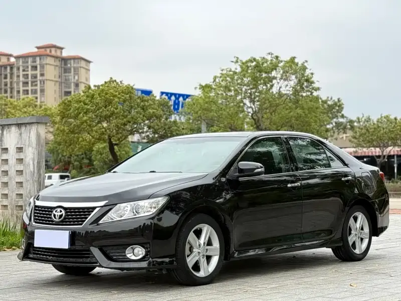 Toyota Camry, 2014