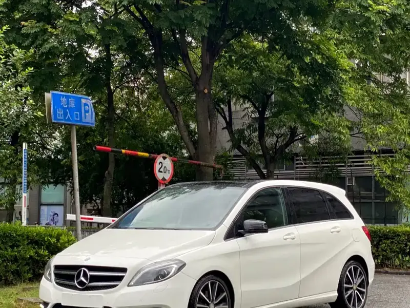 Mercedes-Benz B-Class, 2013
