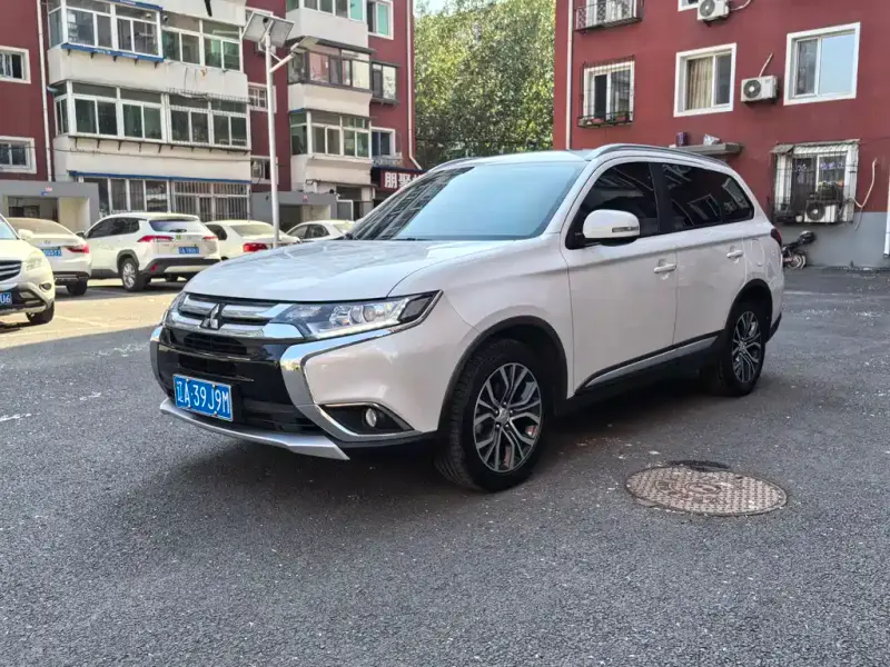 Mitsubishi Outlander, 2017