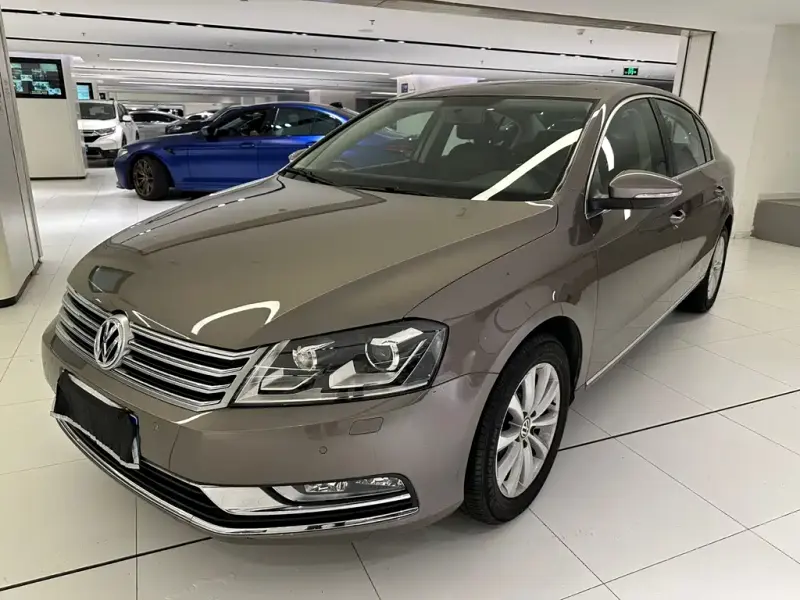 Volkswagen Magotan, 2013