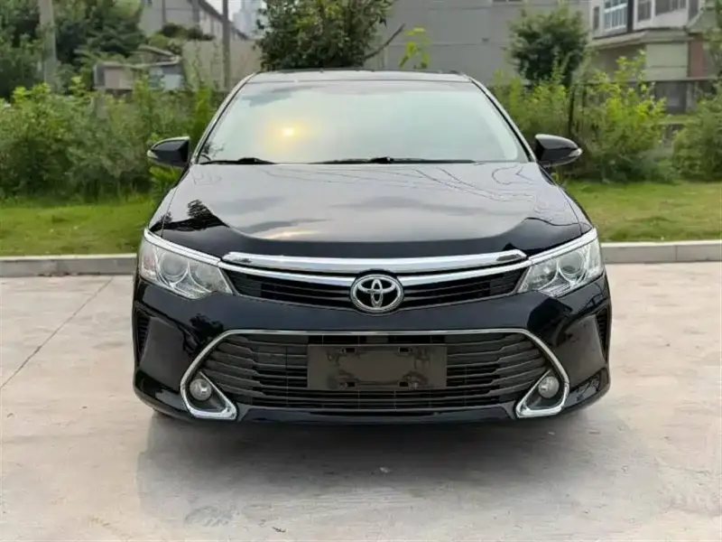 Toyota Camry, 2015