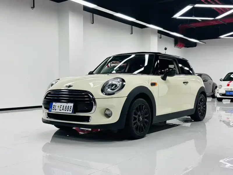 MINI Mini, 2014
