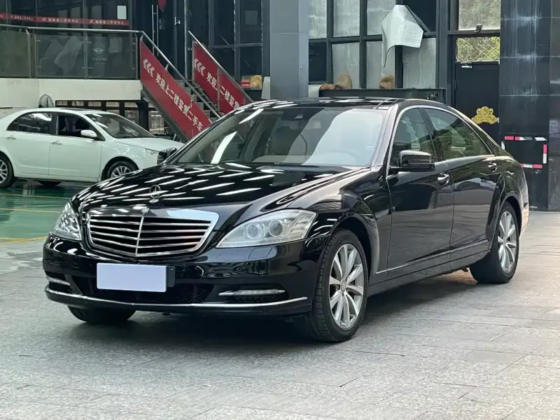 Mercedes-Benz S-Class, 2011