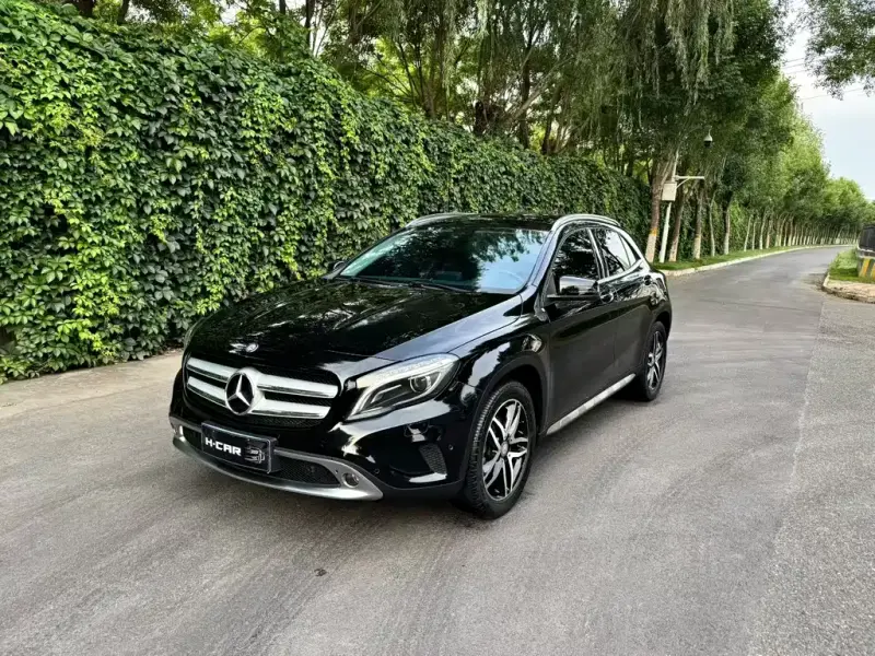 Mercedes-Benz GLA, 2016