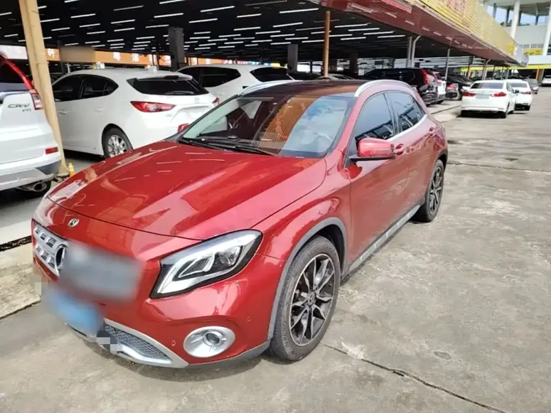 Mercedes-Benz GLA, 2017