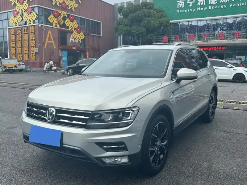 Volkswagen Tiguan L, 2019
