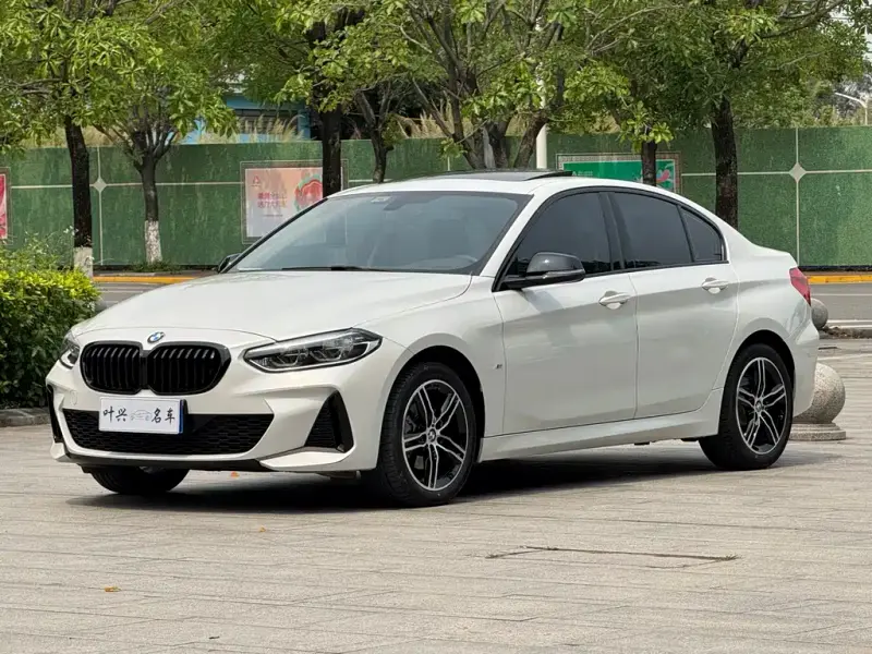 BMW 1 Series, 2021