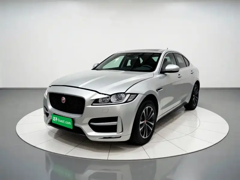 Jaguar F-PACE, 2017
