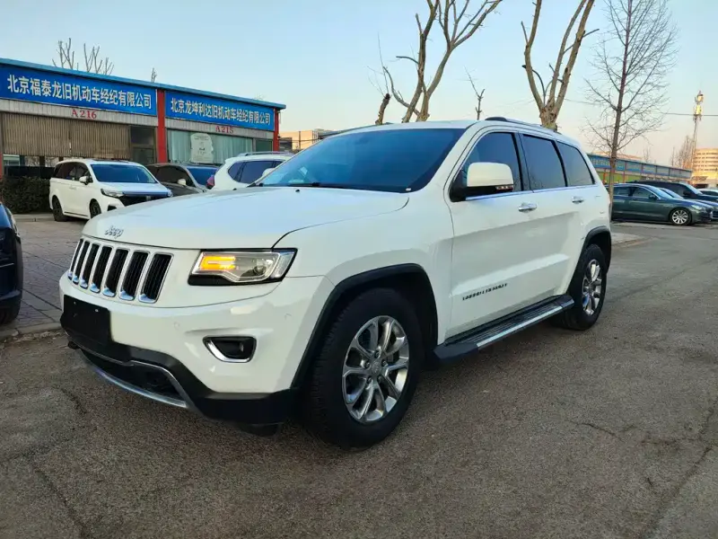 Jeep Grand Cherokee (Import), 2016
