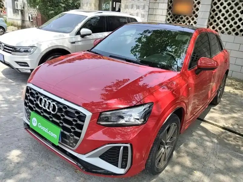 Audi Q2L, 2022