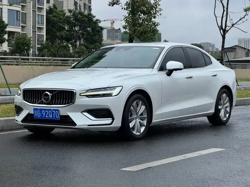 Volvo S60, 2021