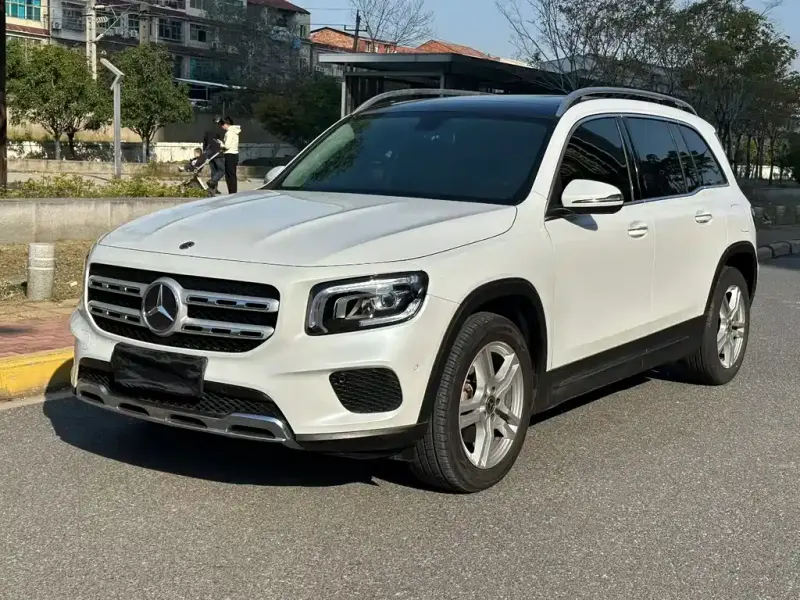 Mercedes-Benz GLB, 2020