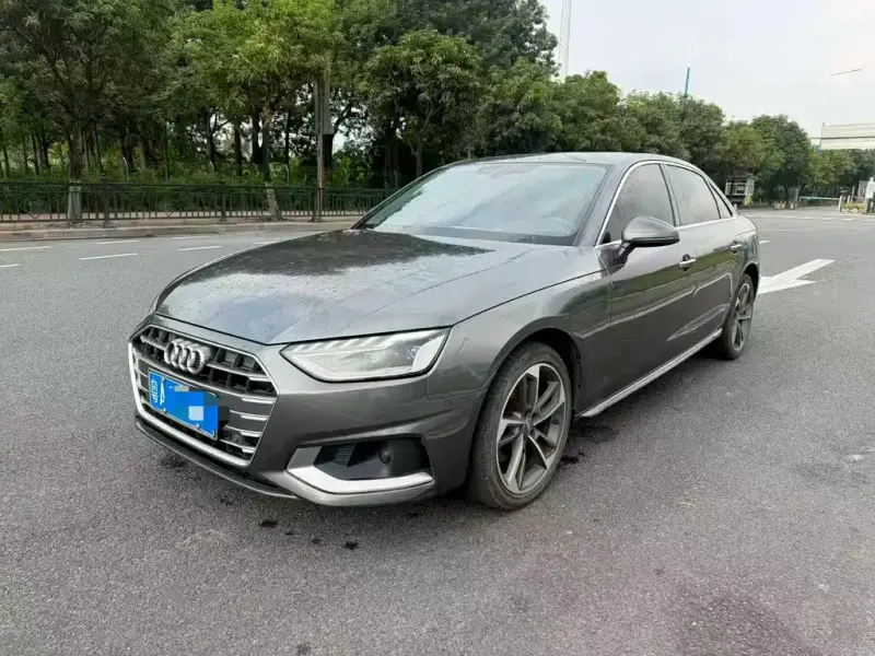 Audi A4L, 2021