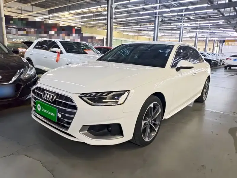 Audi A4L, 2021