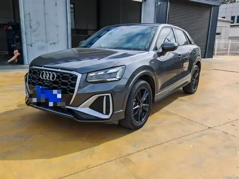 Audi Q2L, 2022