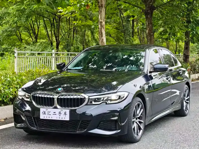 BMW 3 Series, 2022