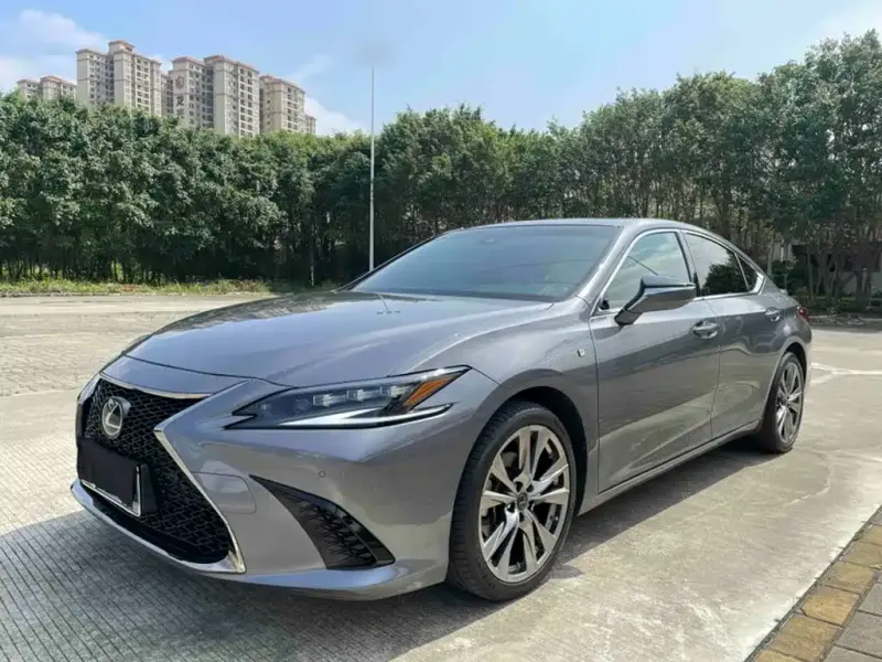 Lexus ES, 2021