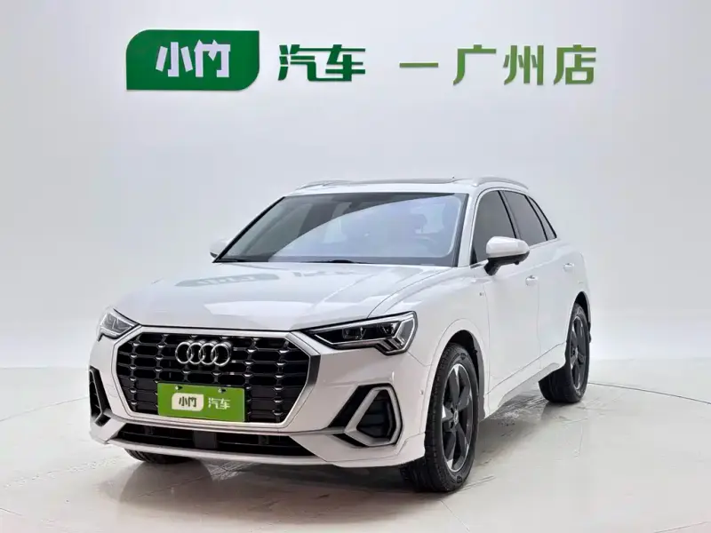 Audi Q3, 2022