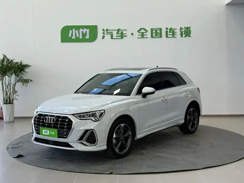 Audi Q3, 2023