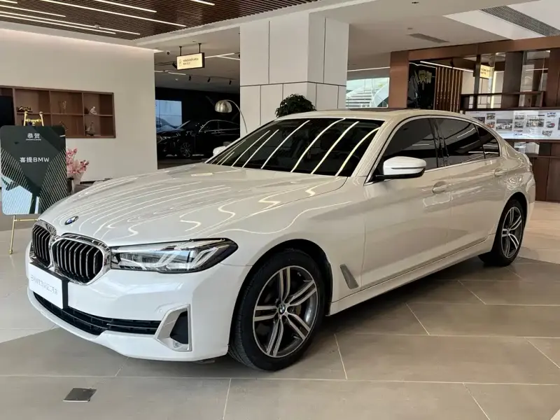 BMW 5 Series, 2021