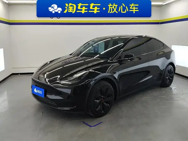 Tesla Model Y, 2023