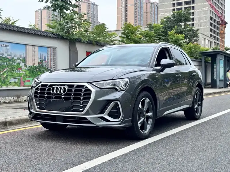 Audi Q3, 2022