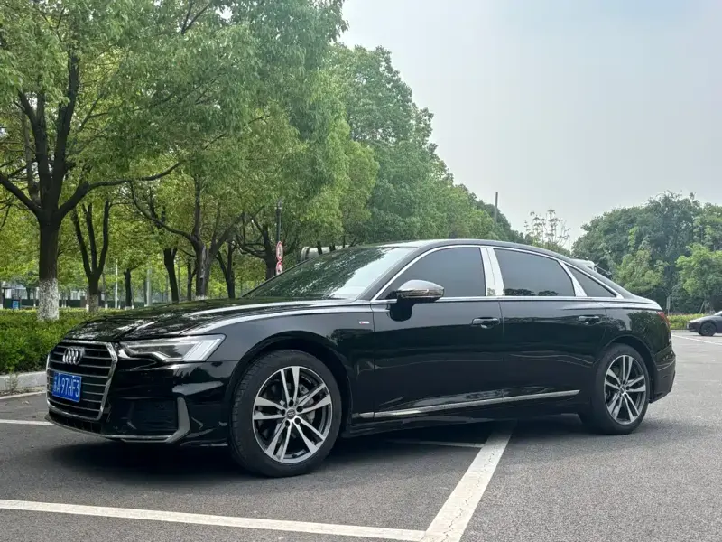 Audi A6L, 2021