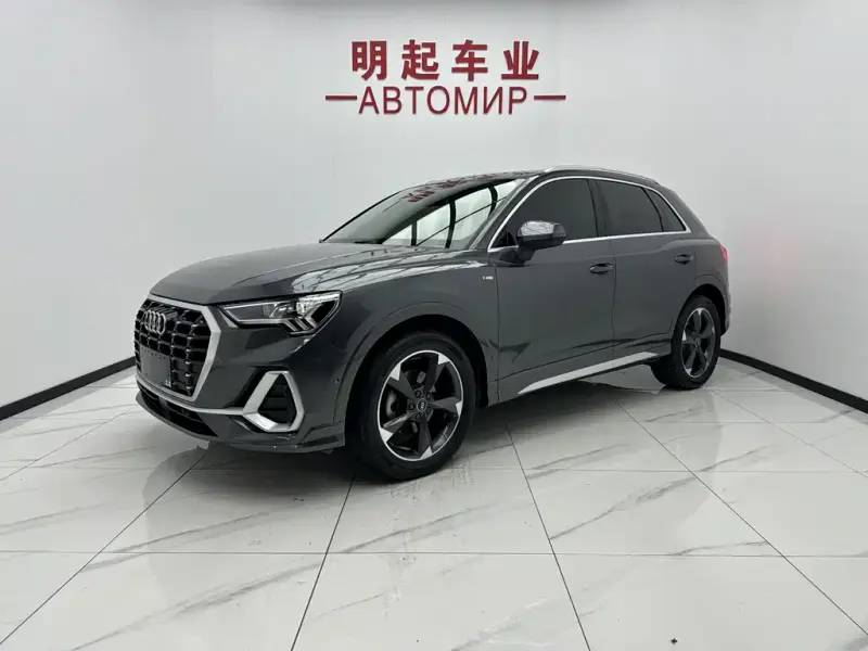 Audi Q3, 2022