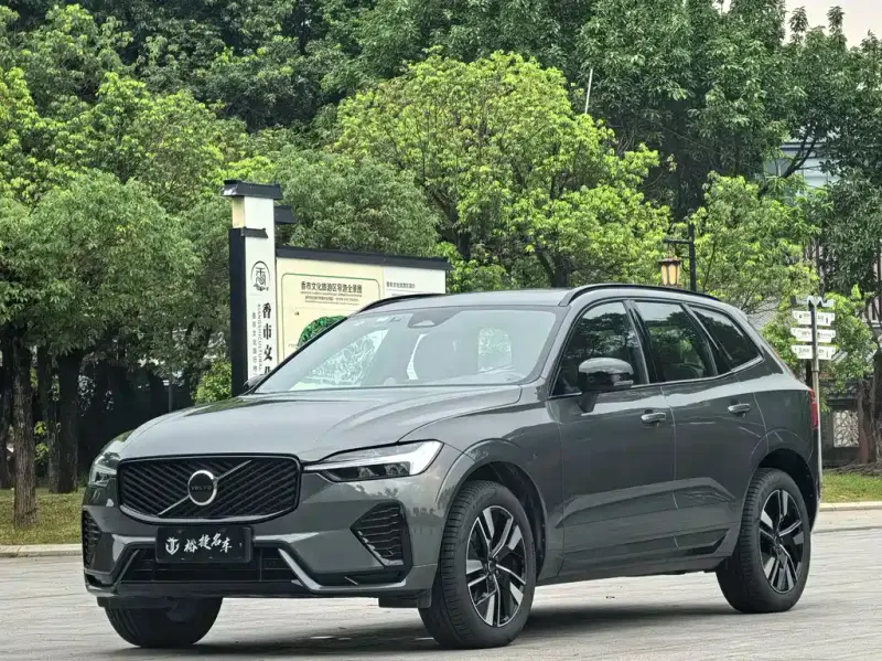 Volvo XC60, 2025