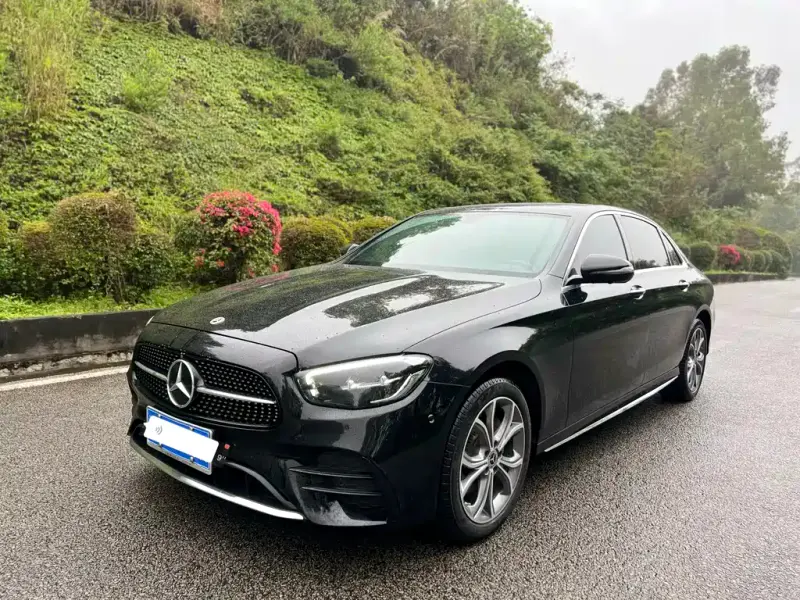 Mercedes-Benz E-Class, 2022