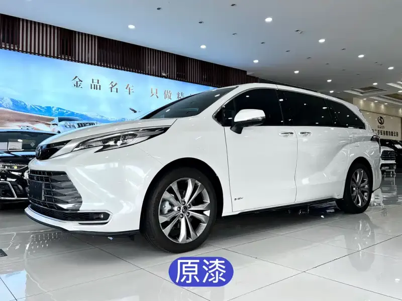 Toyota Sienna, 2025