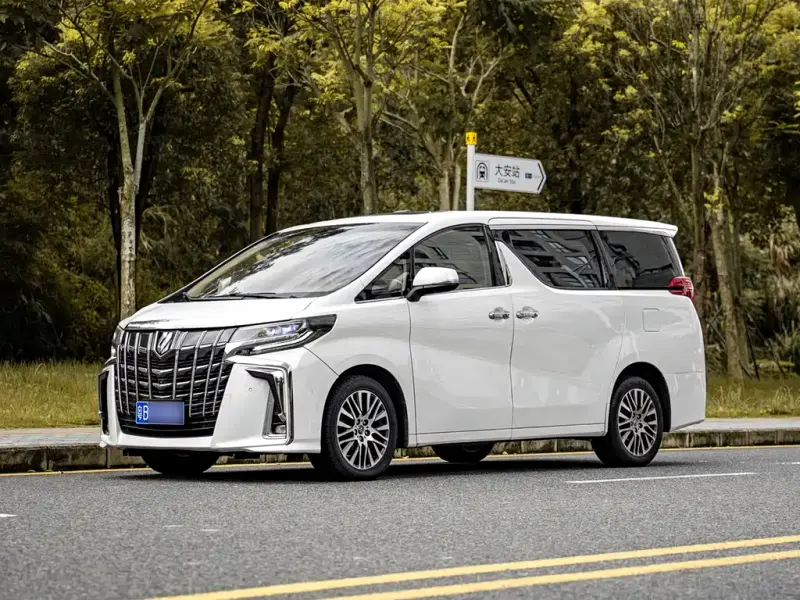 Toyota Alphard, 2015