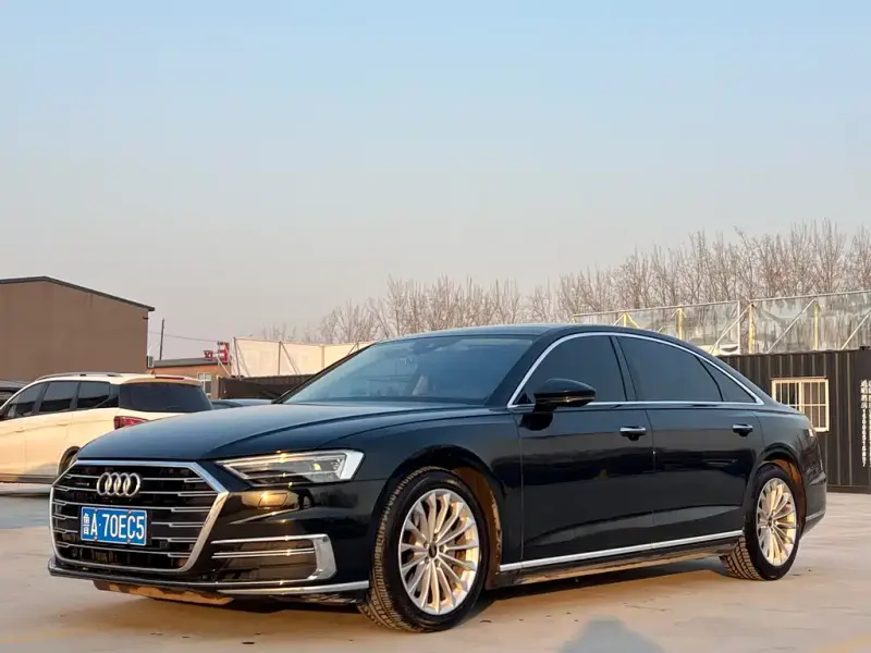 Audi A8, 2021