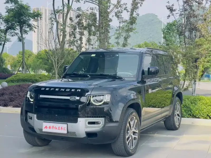 Land Rover Defender, 2021