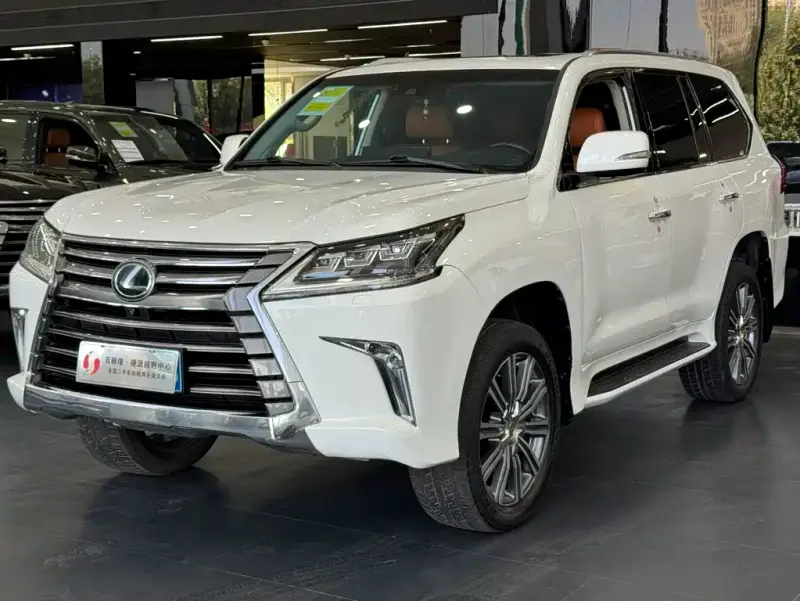 Lexus LX, 2017