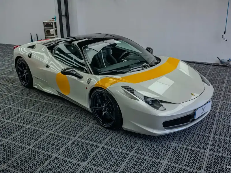 Ferrari 458, 2012