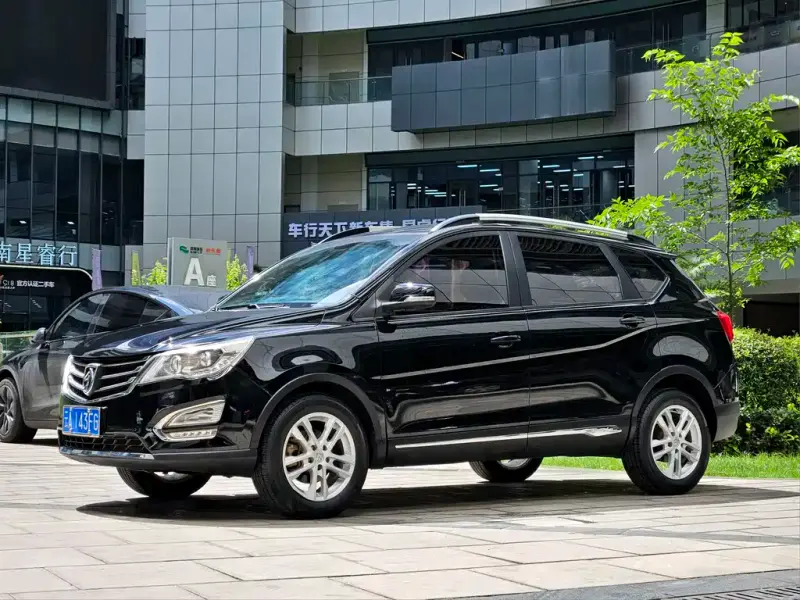 Baojun 560, 2015