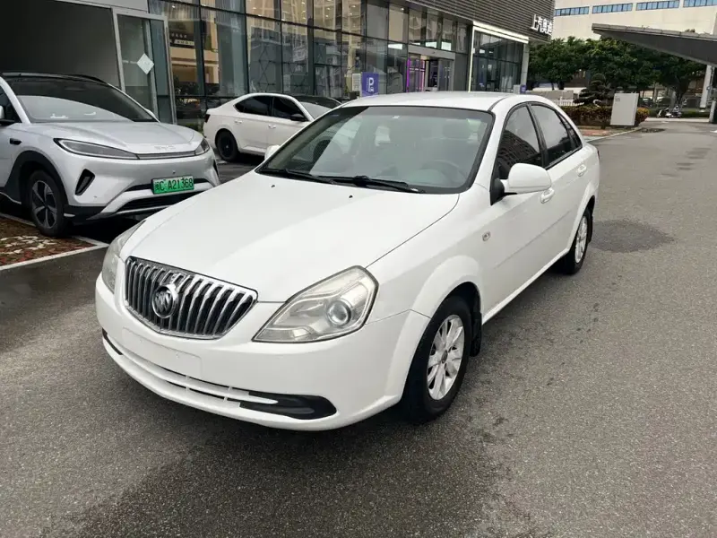 Buick Excelle, 2015