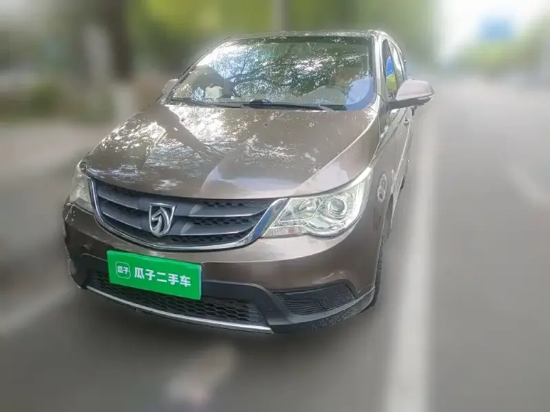 Baojun 730, 2015
