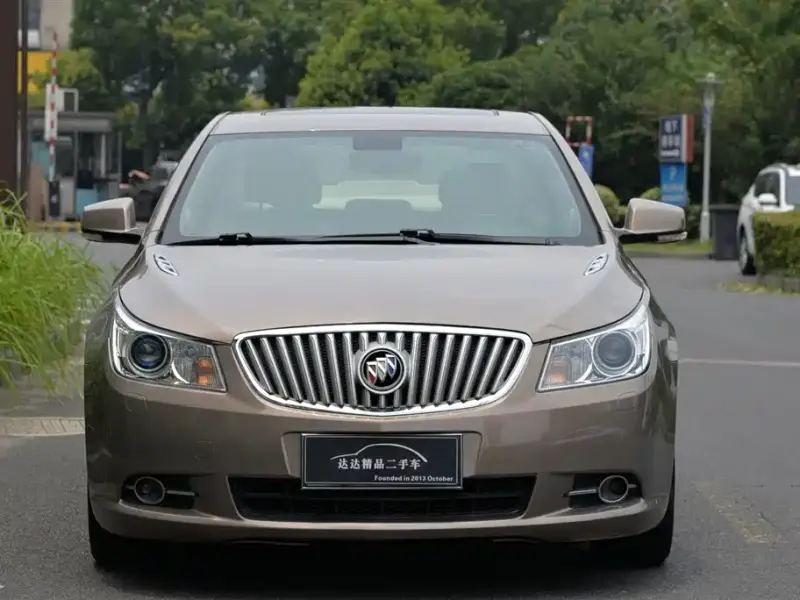 Buick LaCrosse, 2013