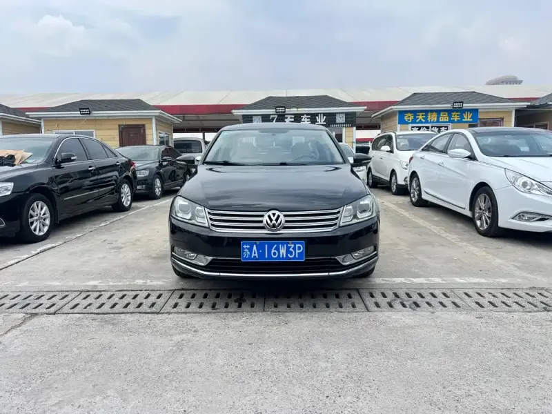 Volkswagen Magotan, 2012